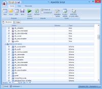 ApexSQL Script 2016.01.0258 screenshot. Click to enlarge!