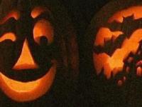 Your Halloween Scene Wallpaper 2.0 screenshot. Click to enlarge!